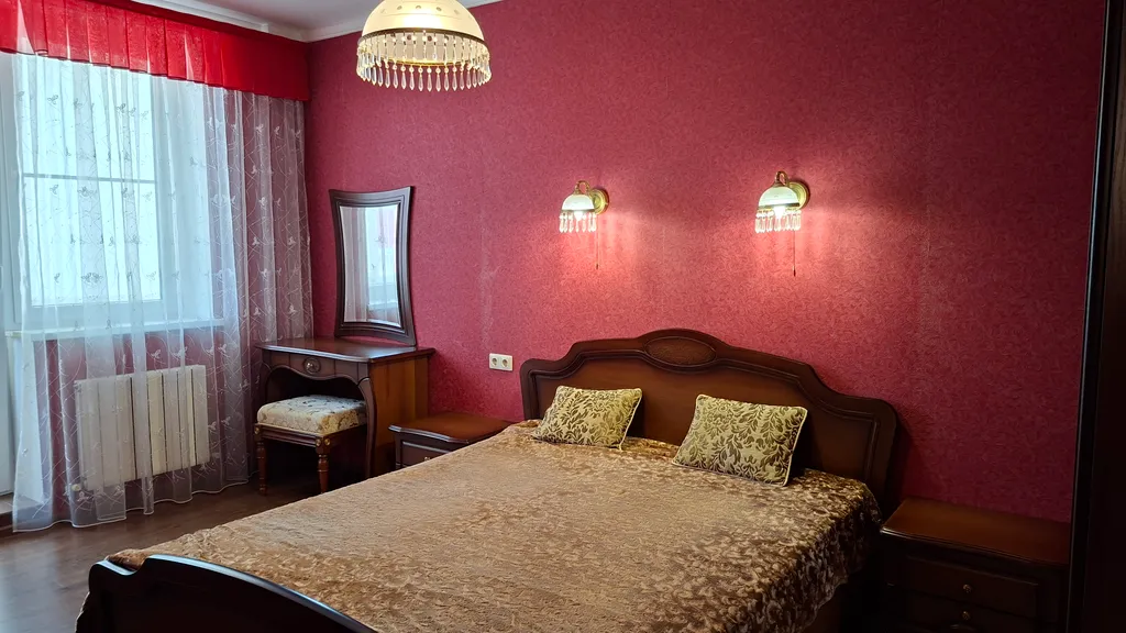 Квартира Трёхкомнатная квартира в самом центре Геленджика — Геленджик