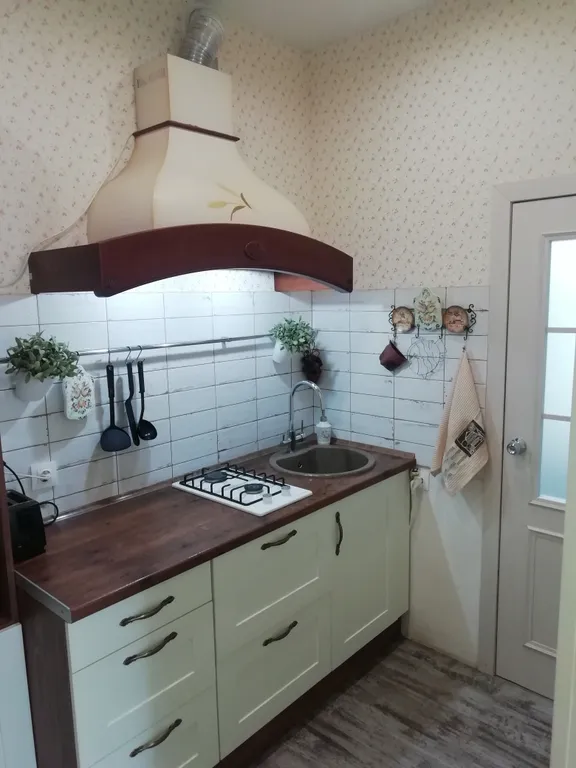 Комфортная, светлая квартира в престижном районе — аренда посуточно в Калининград