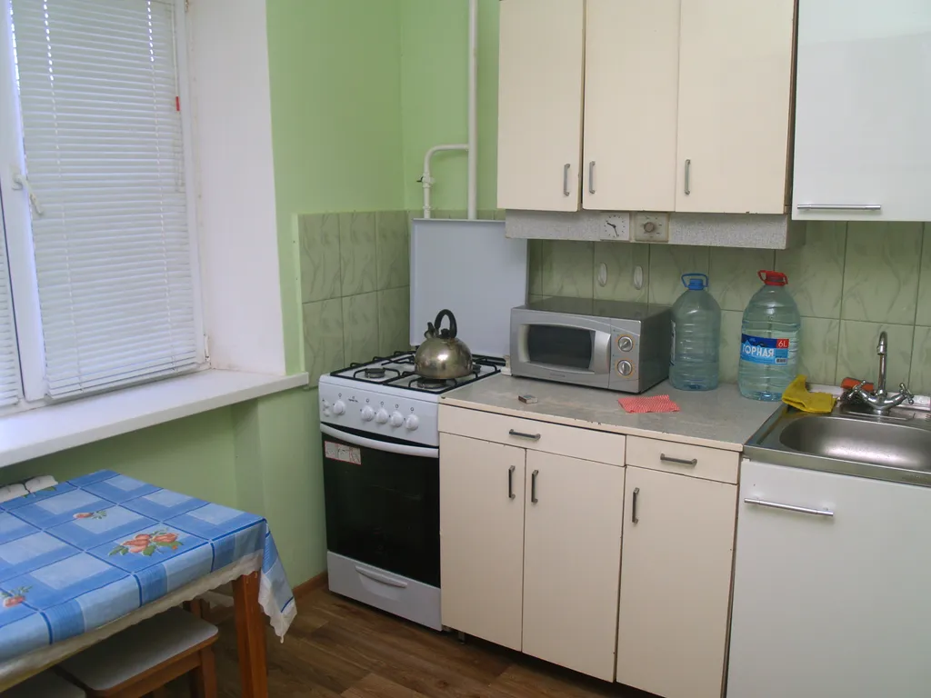 Квартира Уютная квартира с парковкой под окнами — Элиста