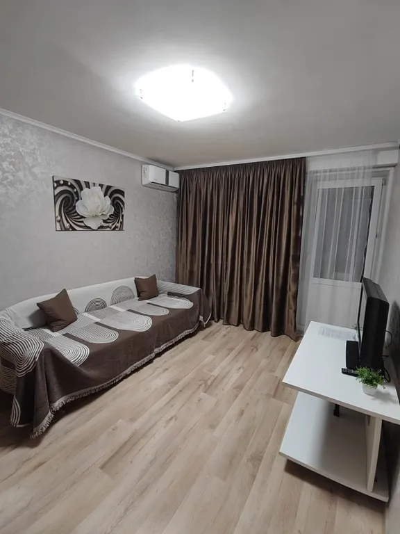 Квартира - панорамный вид на город, вблизи аквапарка