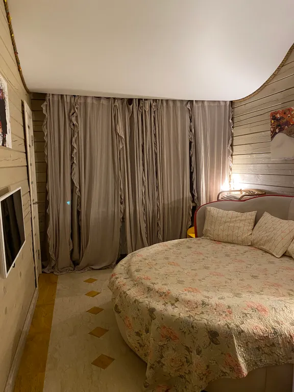 7-комнатный Дом