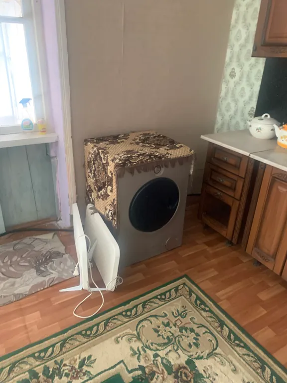 Деревенский дом, в восьми километрах от Каспийского моря