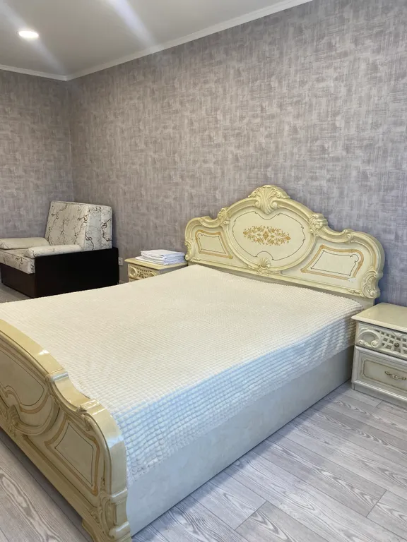 Уютная квартира в новом доме — аренда посуточно в Саратов