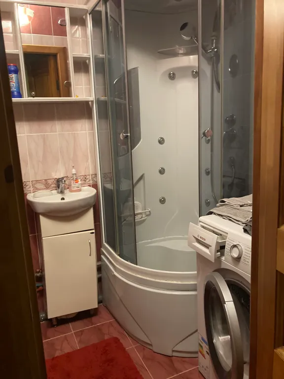 Уютная двухкомнатная квартира рядом с центром