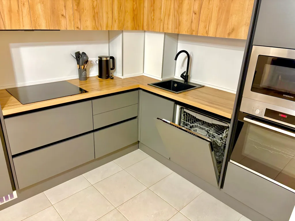 Квартира Уютная евро 2к квартира у метро Котельники, 2 минуты — Котельники