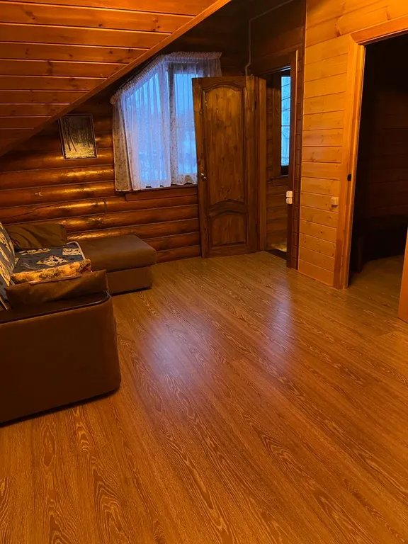 Дом на озере