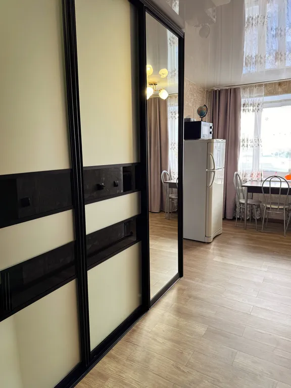 Квартира с видом на пруд