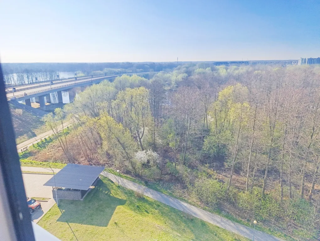 Студия с видом на реку