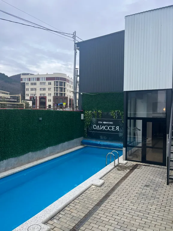 Комфортный номер люкс с видом на реку и горы