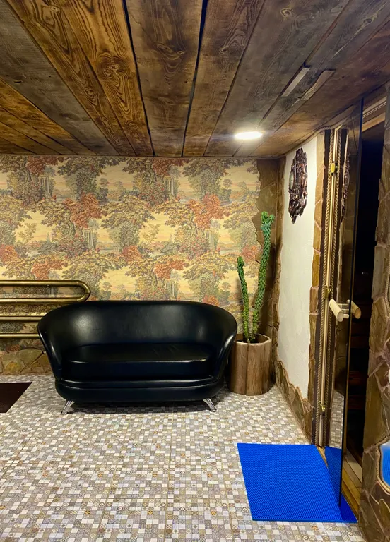 Деревенский домик с банькой