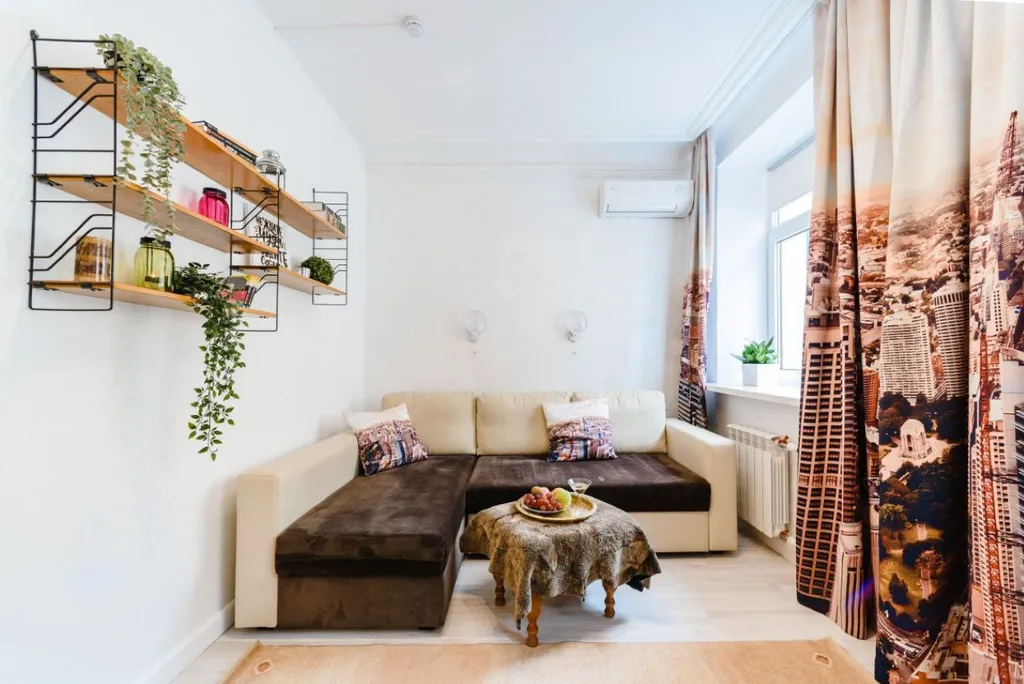 Квартира Трехкомнатные апартаменты 100 м² у Дворцовой площади. Для 8 гостей. — Санкт-Петербург