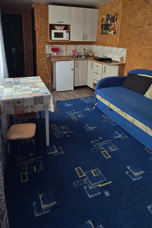 Уютные домики на берегу озера