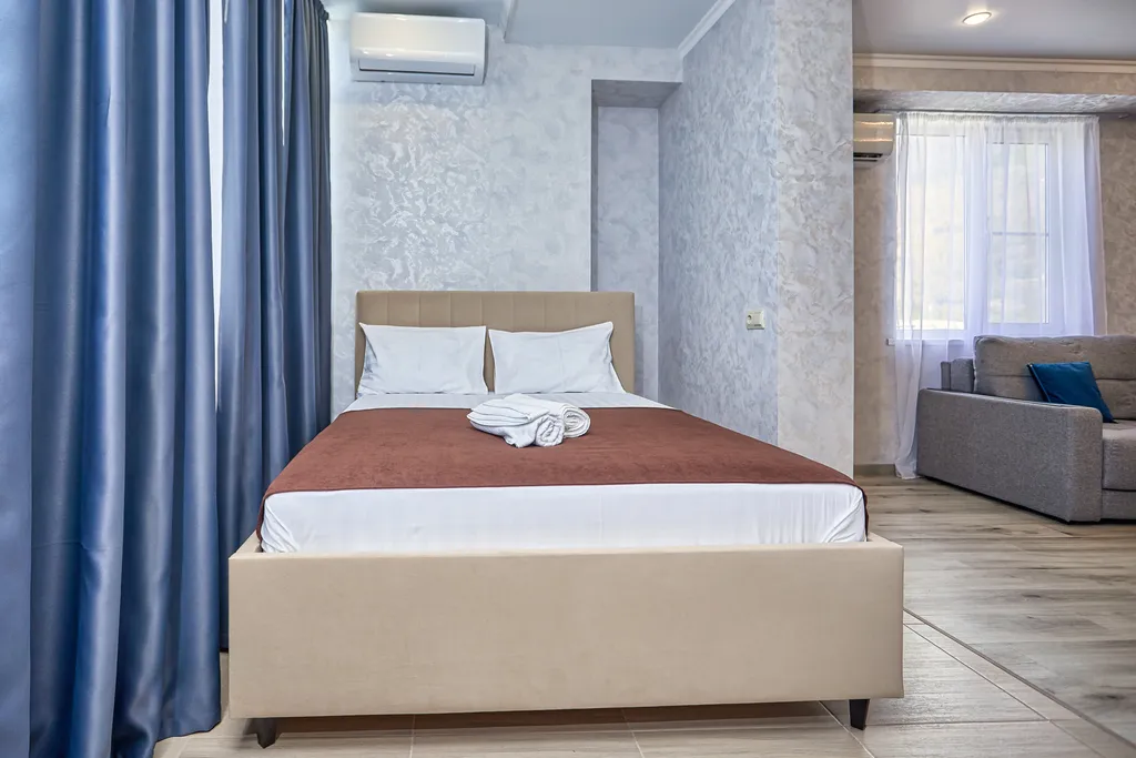 Уютная квартира в центре города с видом на море