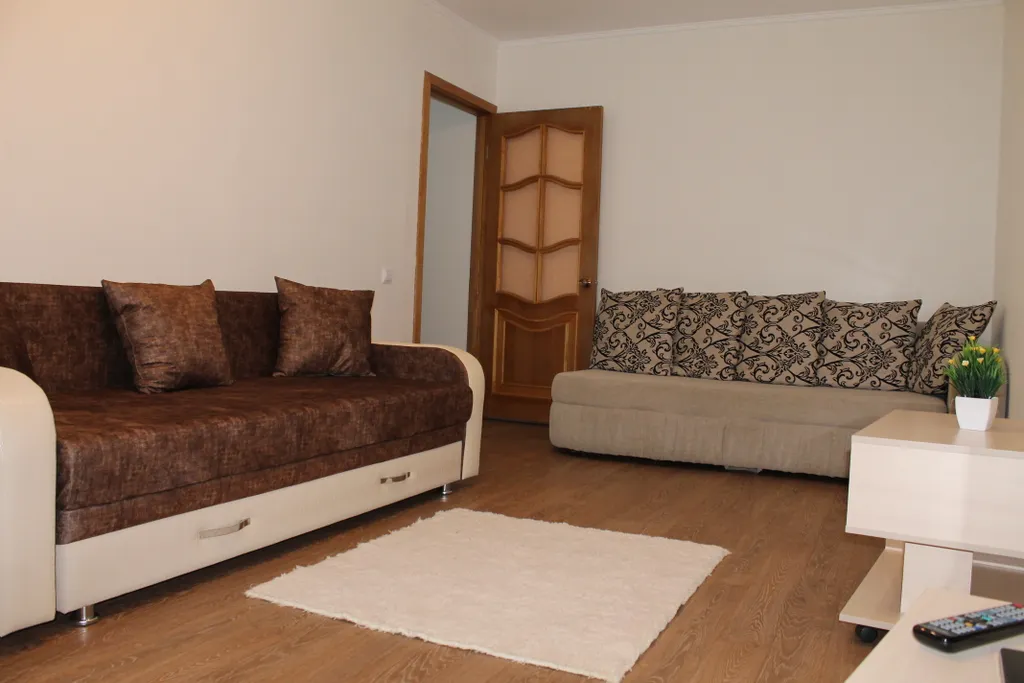 Чистая уютная квартира в центре рядом пруды площадь Ленина