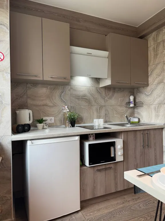 150м до замка 2 ком. дизайнерские апартаменты