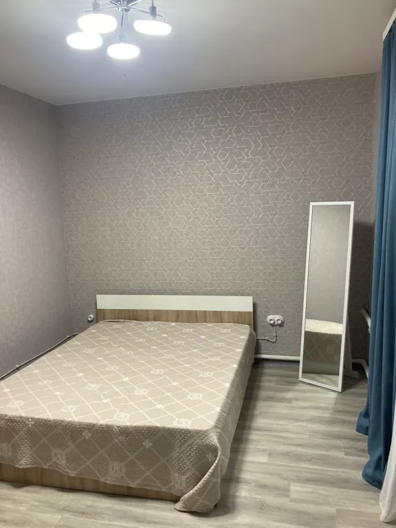 Коттедж Дом в двух минутах ходьбы от главного входа в курорт — аренда посуточно в Старая Русса