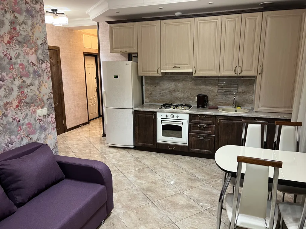 Квартира в центре Адлера — аренда посуточно в Адлер