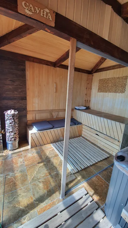 Дом с  бассейном, финской сауной, джакузи и шикарным видом на море