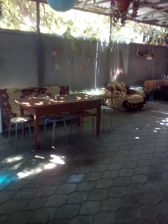 Уютная комната рядом с морем