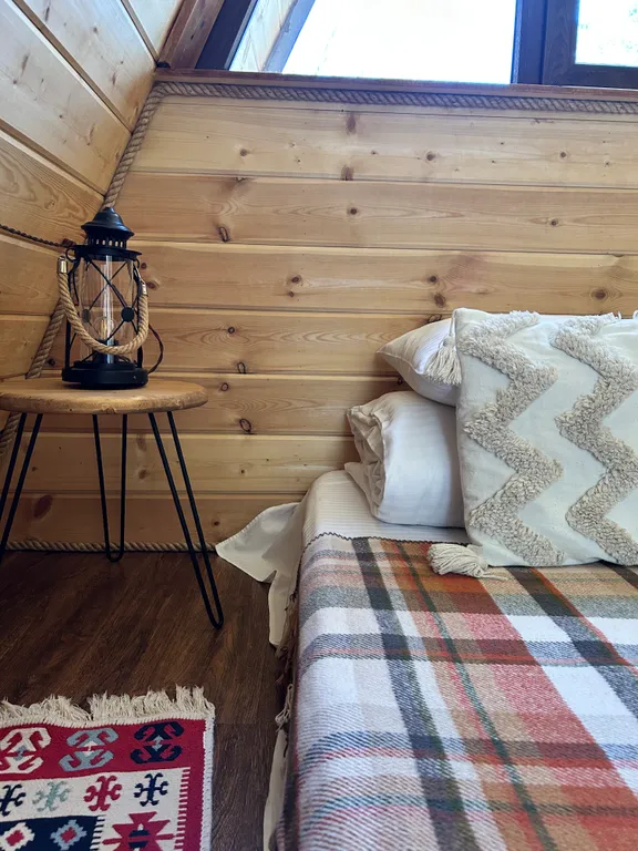 Атмосферный А-фрейм в сердце соснового бора с видом на Эльбрус