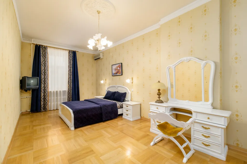 Квартира DeRent Апартаменты 4 комнаты у Казанского собора — Санкт-Петербург