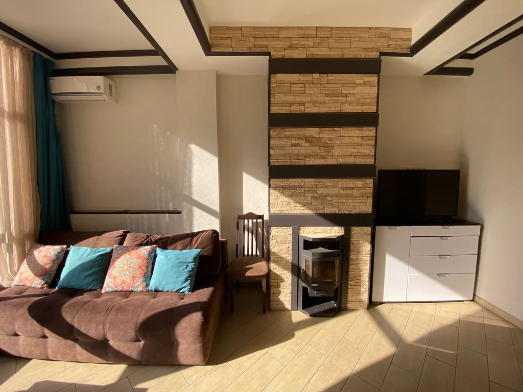 Квартира напротив подъёмника