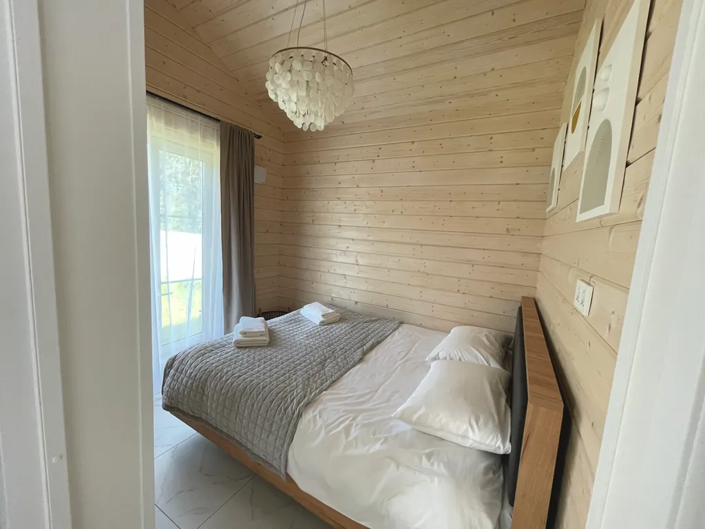 Современный домик в центре