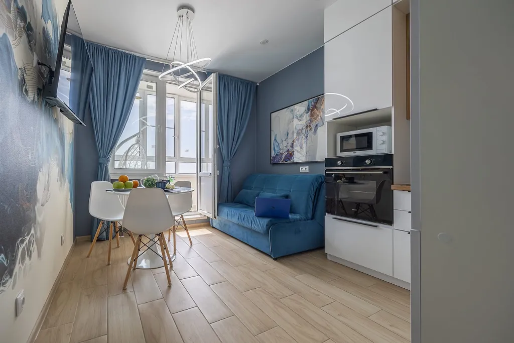 Видовая 1-комнатная квартира в ЖК Цветы