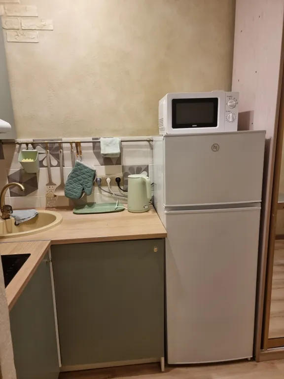 Студия возле моря на Патрокле