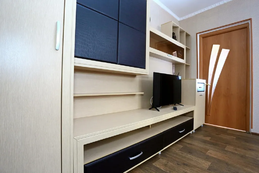 Квартира Тёплая солнечная квартира у автовокзала — Омск