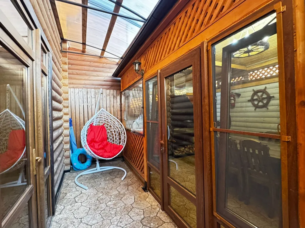 Домик у моря из бруса