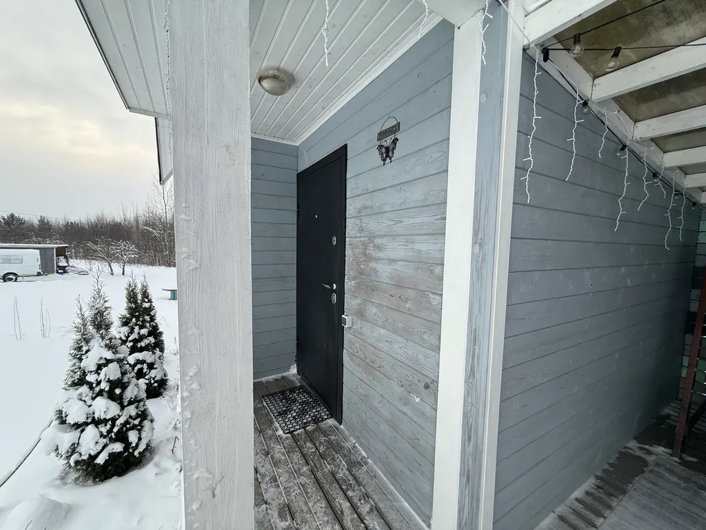 Уютный уголок с видом на горнолыжные трассы