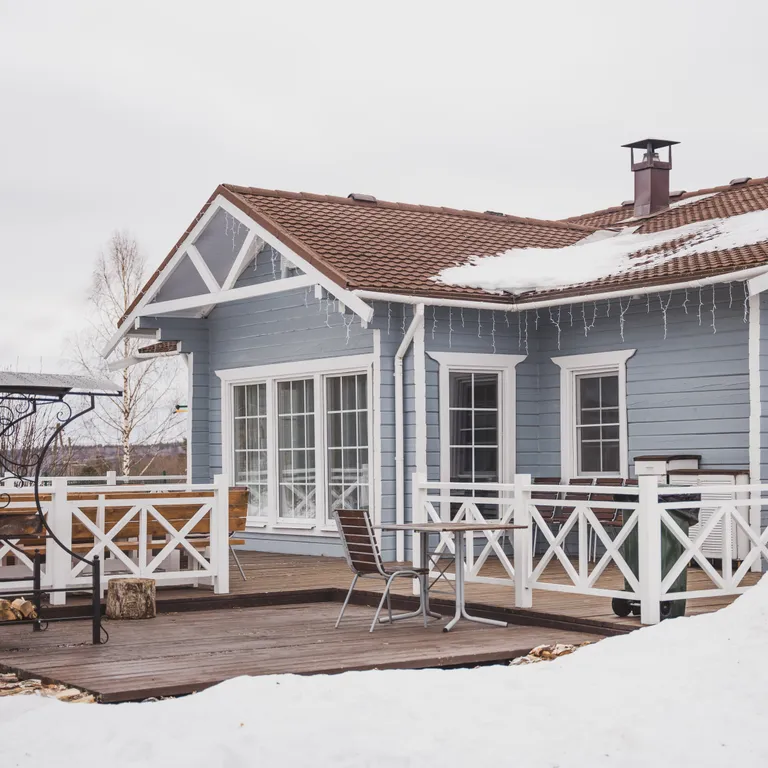 Коттедж Isotalo - большой дом у озера в карелии, для большой компании — аренда посуточно в Кончезеро