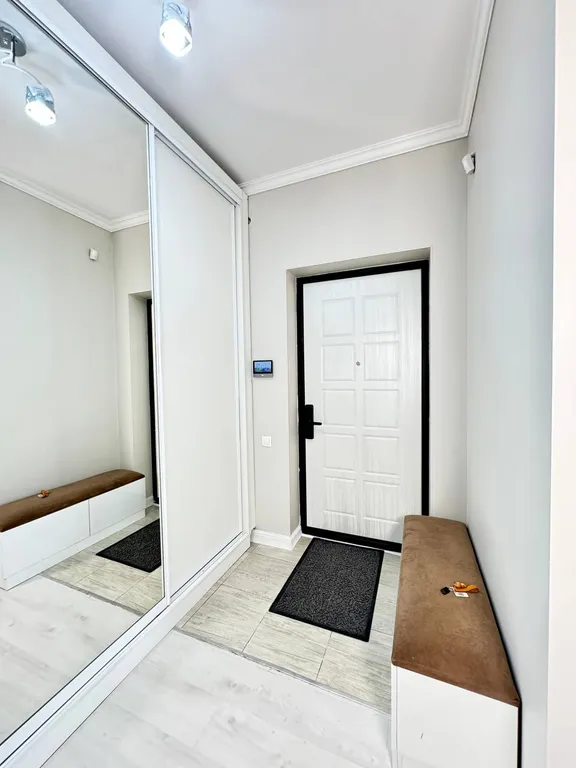 2-комнатная в жк 4you, рядом с тц Mega