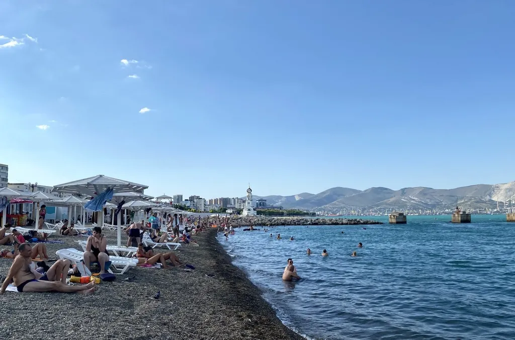 Квартира Квартира евродвушка в доме бизнес-класса с видом на море — Новороссийск