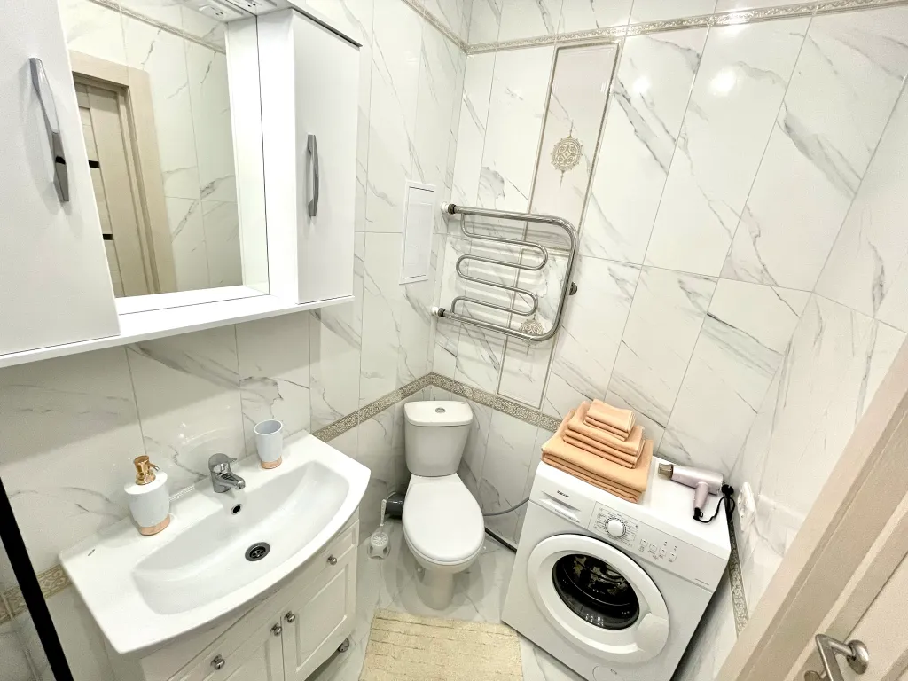 Квартира Квартира возле ТЦ Огни — Барнаул