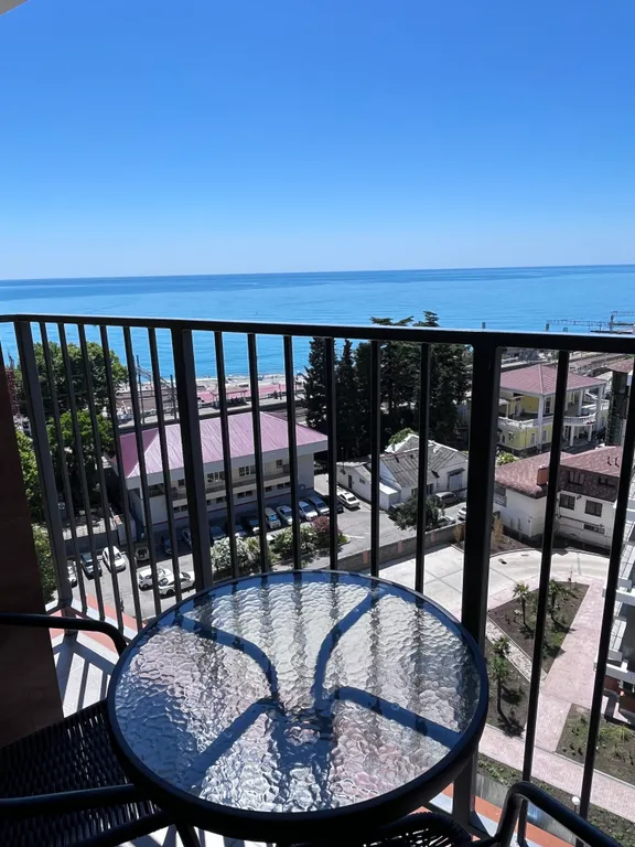 Студия с красивым видом на море