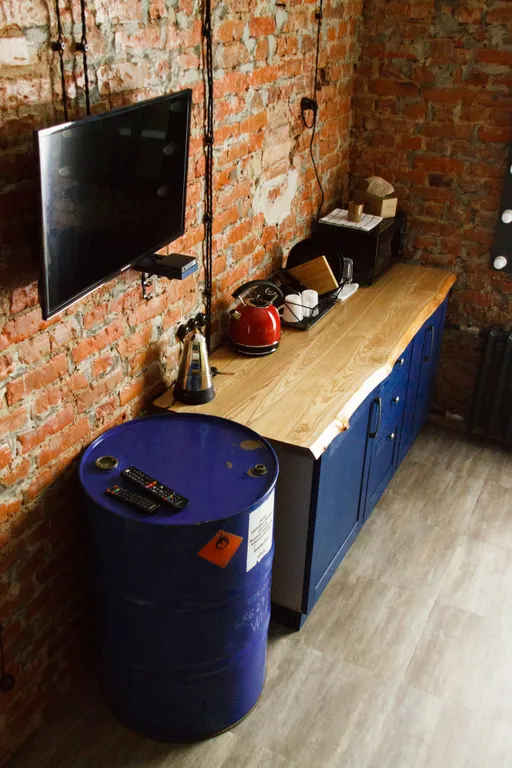 Студия Лофт с гамаком в центре с видом на Комсомольскую площадь