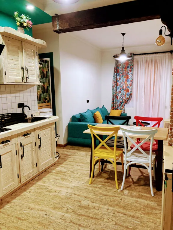 2-комнатная Квартира — аренда посуточно в Тбилиси