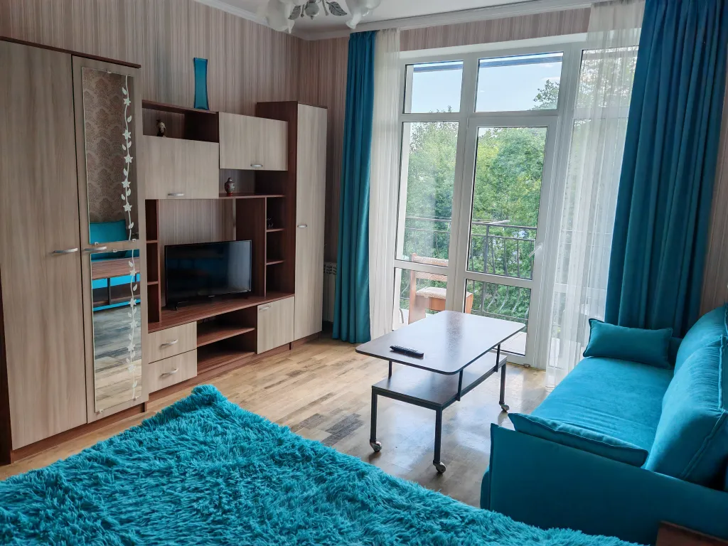 Уютная квартира с видом на море в частном доме — аренда посуточно в Гаспра