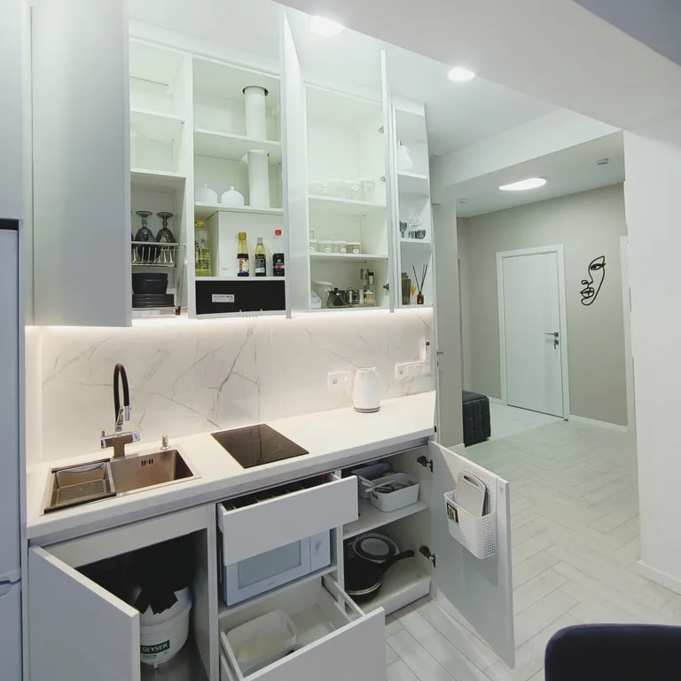 Апартаменты на море, 2-к видовая квартира на первой линии