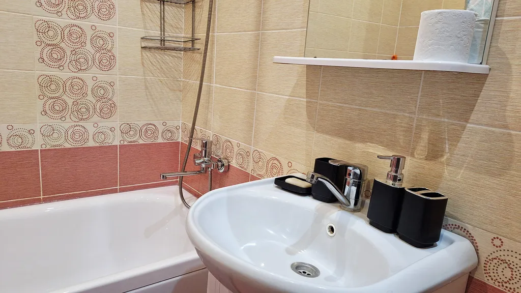 Апартаменты в новом кирпичном доме с современным ремонтом