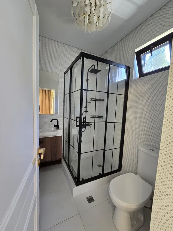 Дом на берегу