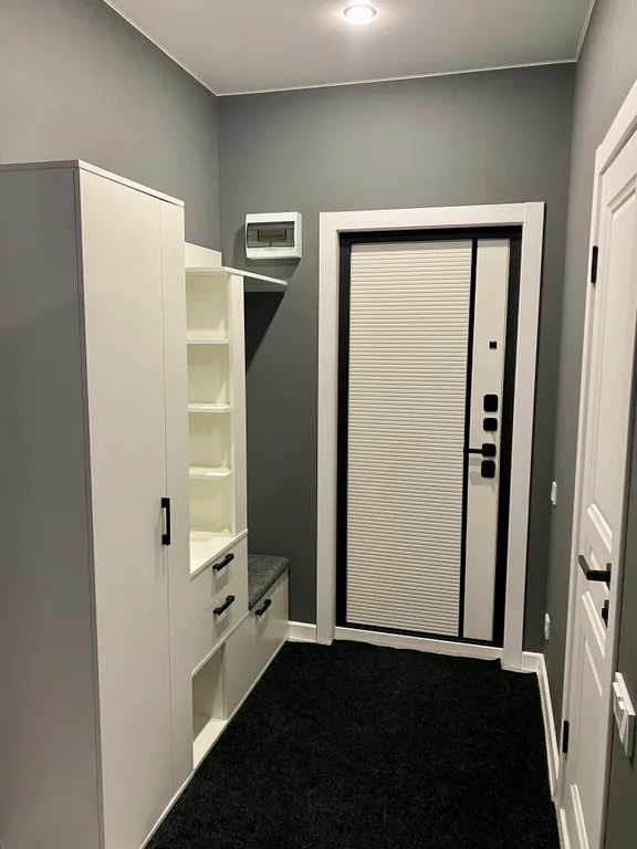 2ком- тц АУРА, Аэропорт, Жд Автовокзал