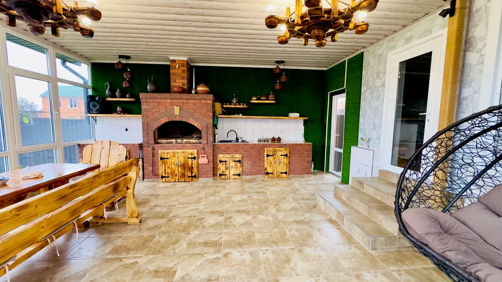 Уютный гостевой дом со своей теплой беседкой