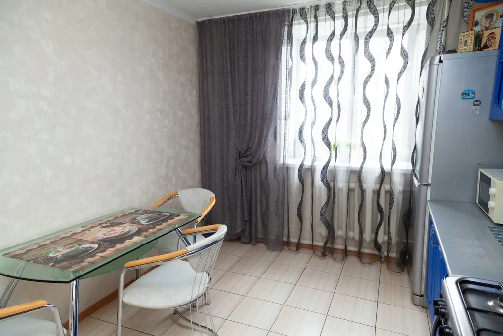 4-комнатная Квартира