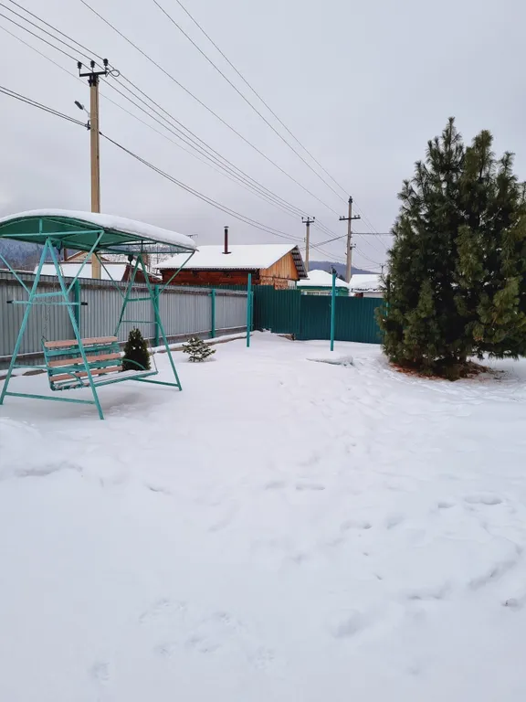 Часть дома с камином