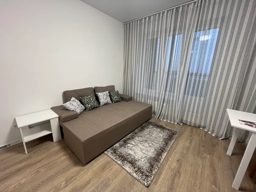 Видовая однокомнатная квартира студия