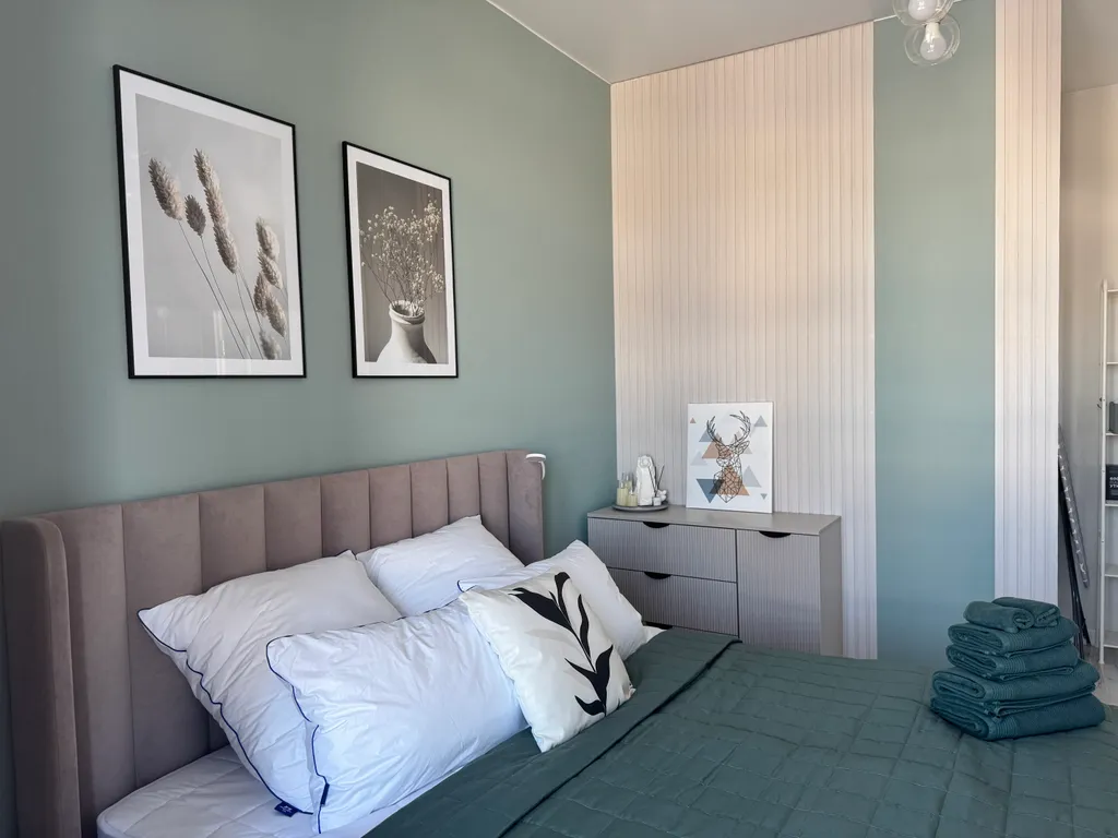 Около реки, Уютная квартира с видом на храм