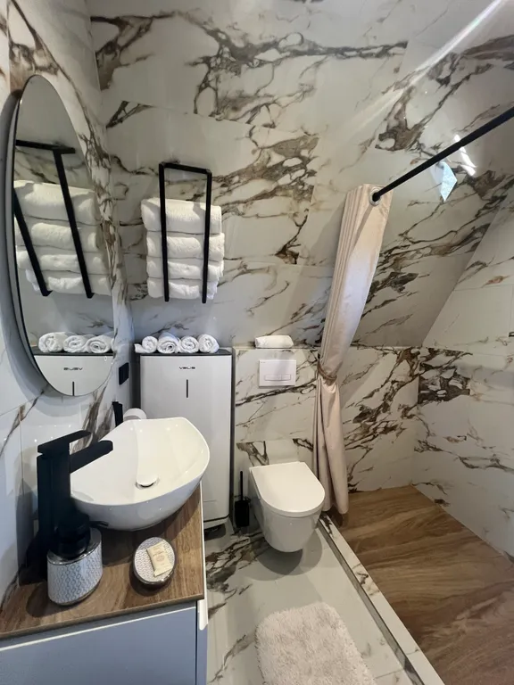 Новый дом на МОРЕ в окружении гор, с террасой и банным чаном